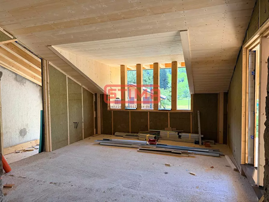 Immagine 41 di Appartamento in vendita  in località MOlassa a Barcis