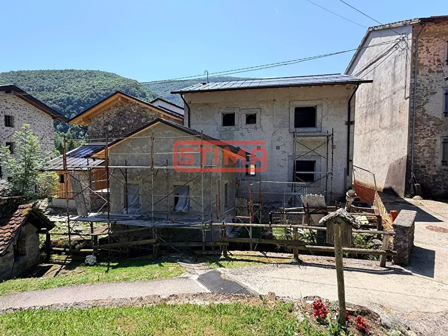 Immagine 71 di Appartamento in vendita  in località MOlassa a Barcis