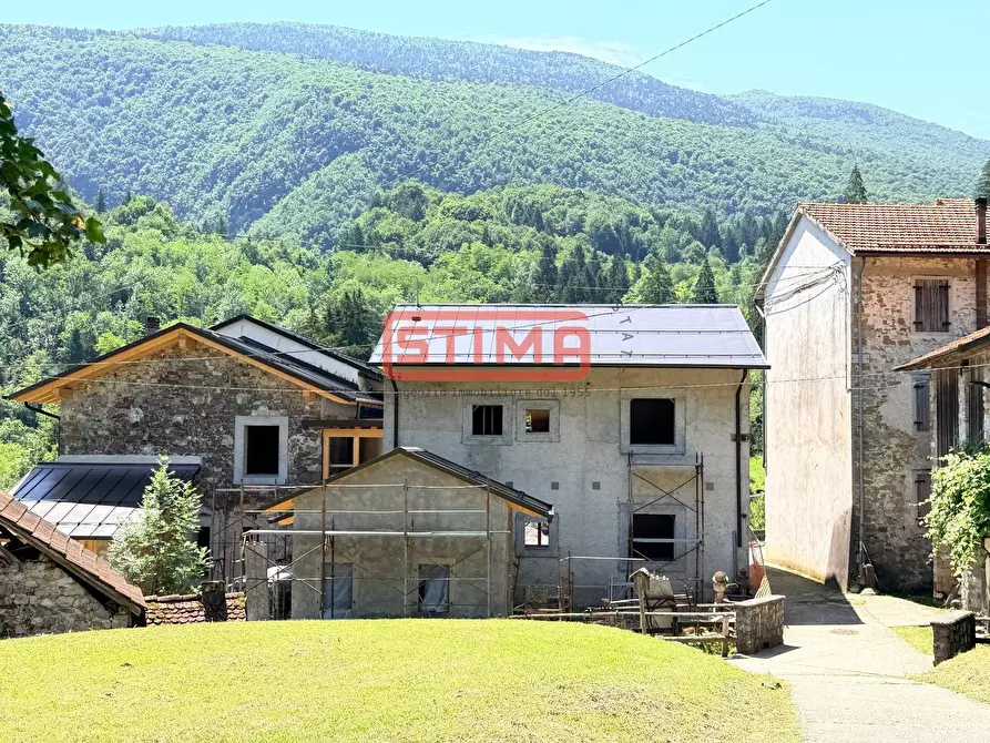 Immagine 74 di Appartamento in vendita  in località MOlassa a Barcis