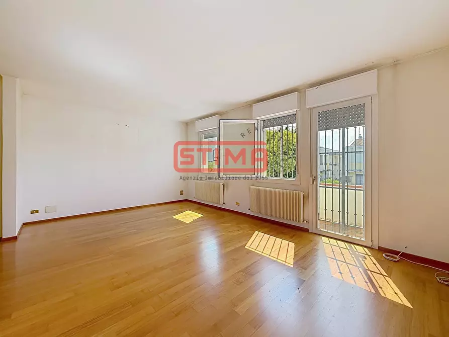 Immagine 19 di Villa in vendita  a Treviso