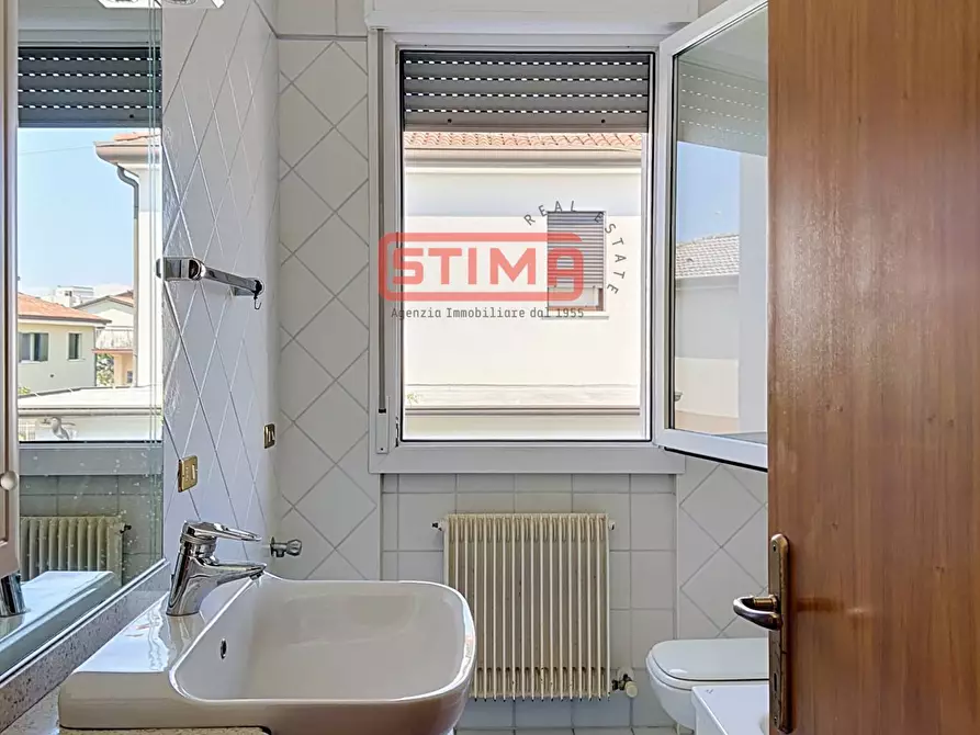 Immagine 26 di Villa in vendita  a Treviso