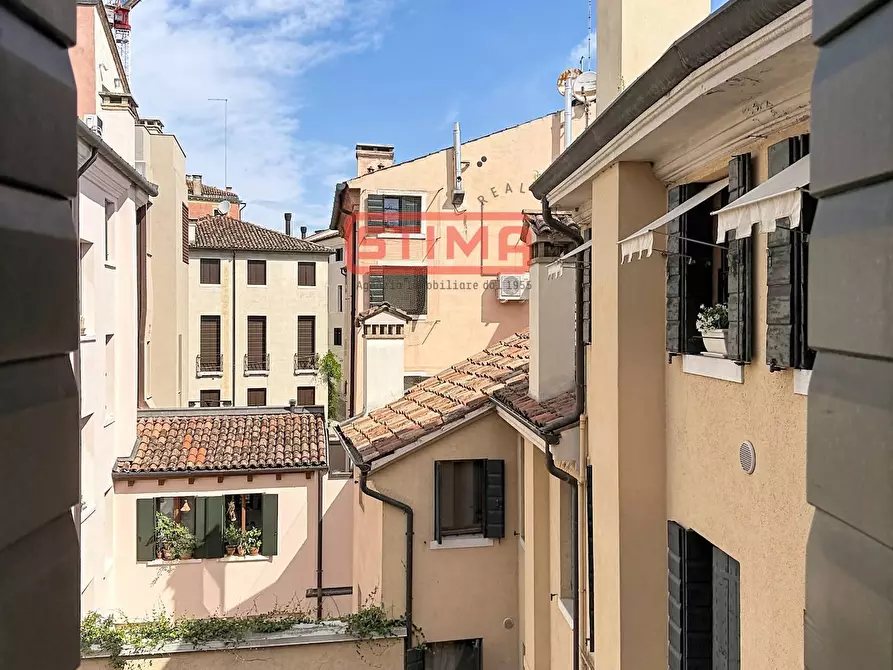 Immagine 20 di Appartamento in vendita  a Treviso