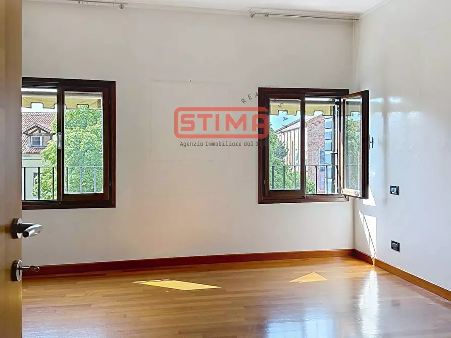 Immagine 23 di Appartamento in vendita  a Treviso