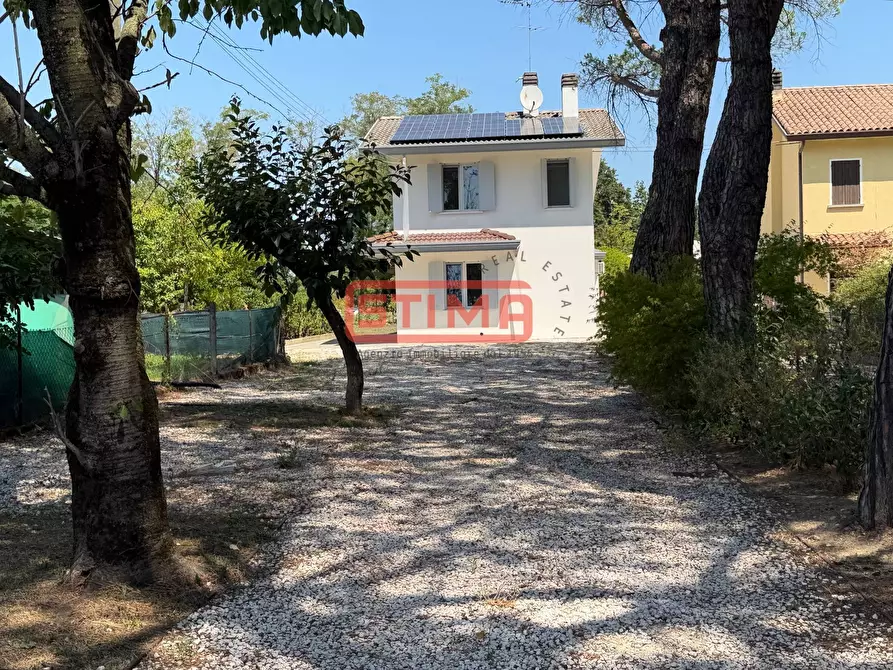 Immagine 52 di Villa in affitto  a Treviso