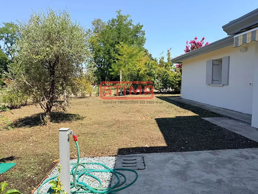 Immagine 55 di Villa in affitto  a Treviso