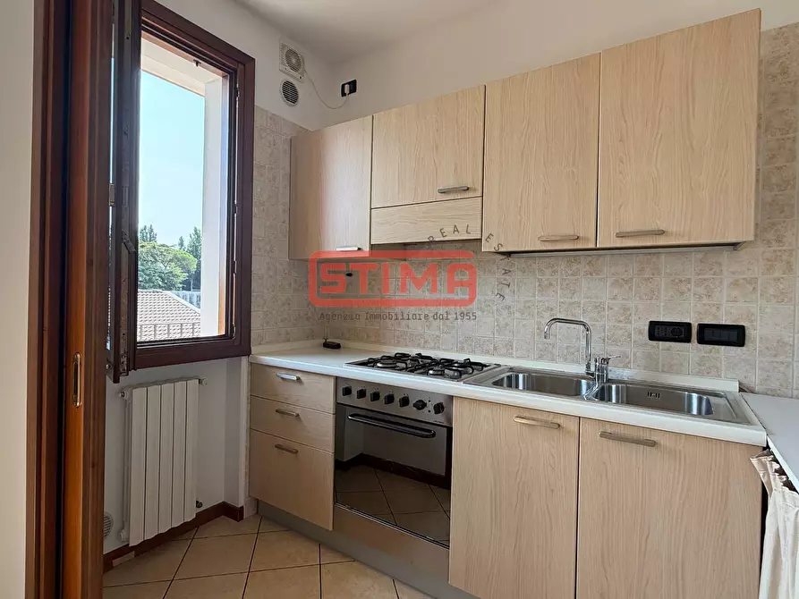 Immagine 5 di Appartamento in affitto  a Villorba