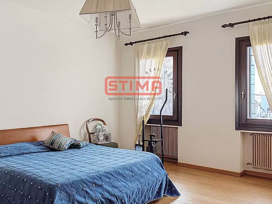 Immagine 20 di Rustico / casale in vendita  a Paese