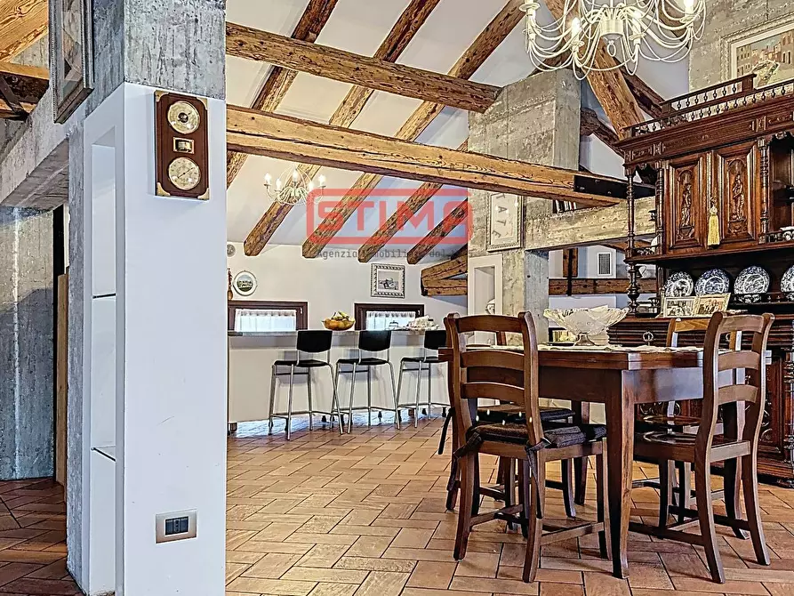 Immagine 47 di Rustico / casale in vendita  a Paese