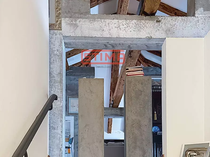 Immagine 18 di Rustico / casale in vendita  a Paese