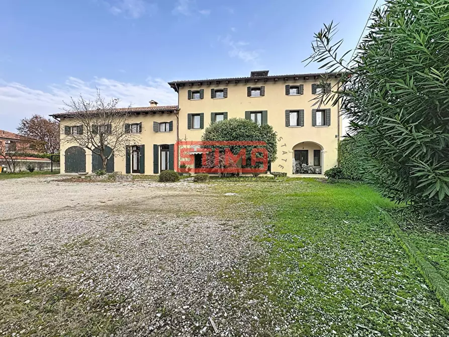 Immagine 1 di Rustico / casale in vendita  a Paese