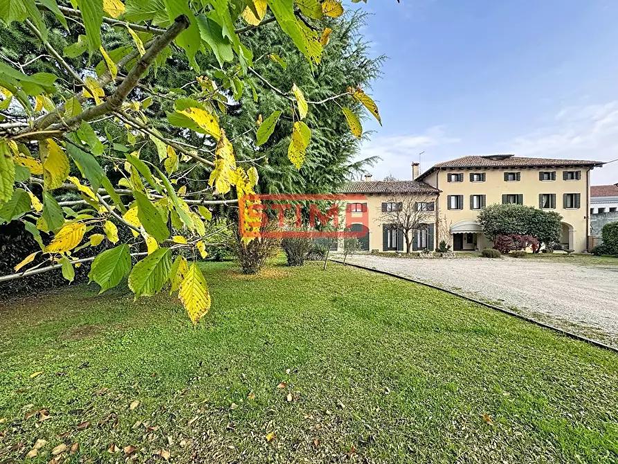 Immagine 3 di Rustico / casale in vendita  a Paese