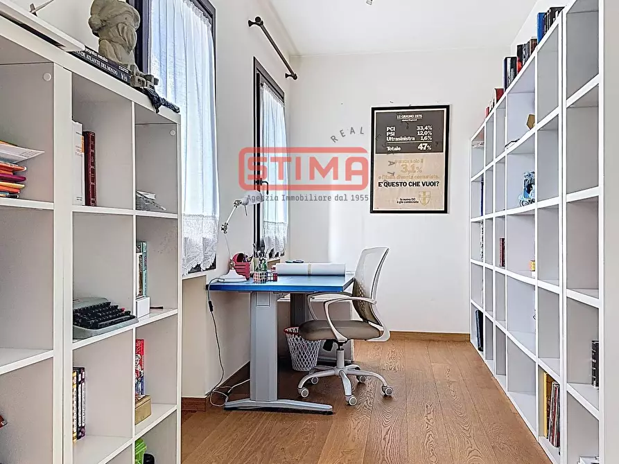 Immagine 14 di Rustico / casale in vendita  a Paese