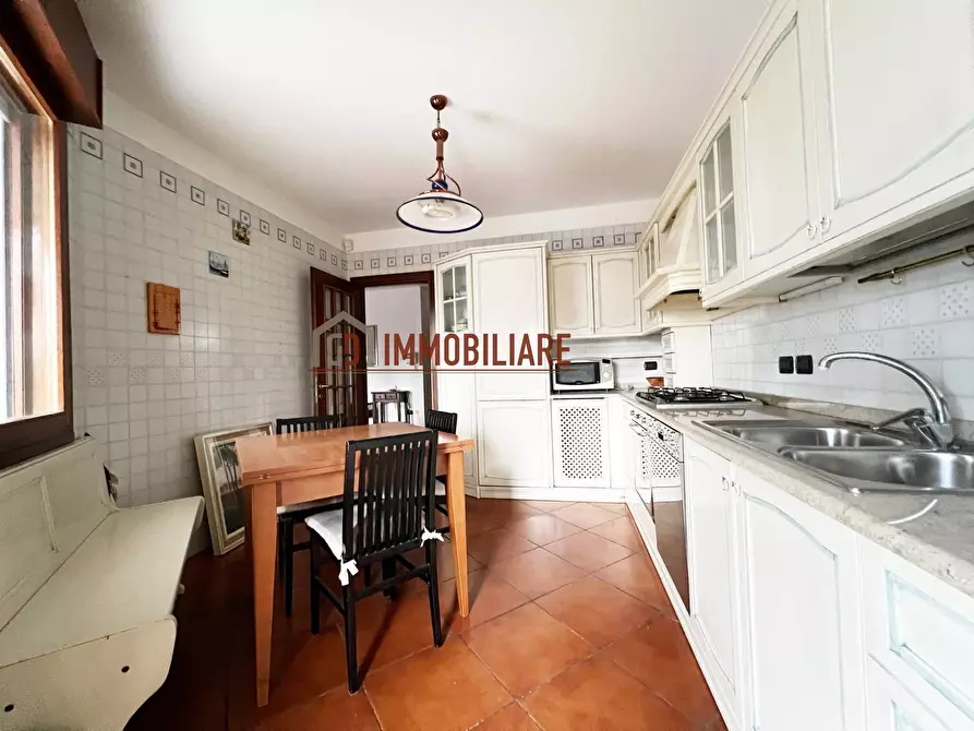 Immagine 5 di Appartamento in vendita  in Viale IV NOVEMBRE a Treviso