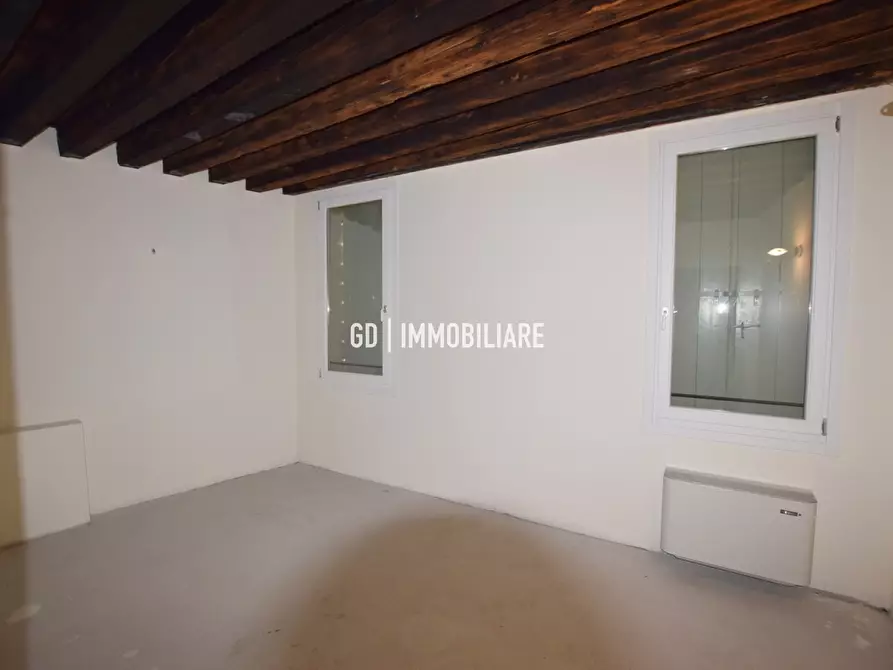 Immagine 7 di Appartamento in vendita  in VIA FORESTUZZO 11 a Asolo