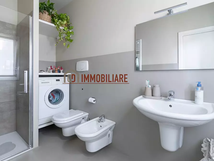 Immagine 18 di Appartamento in vendita  in Via Confine a Montebelluna