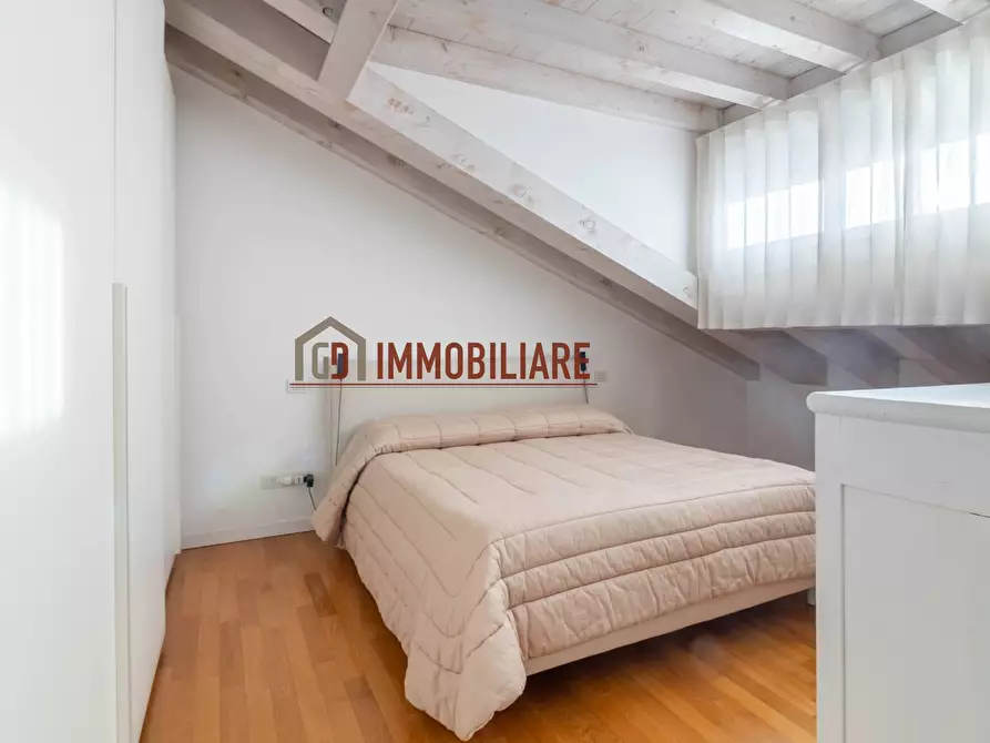 Immagine 9 di Appartamento in vendita  in Via Confine a Montebelluna