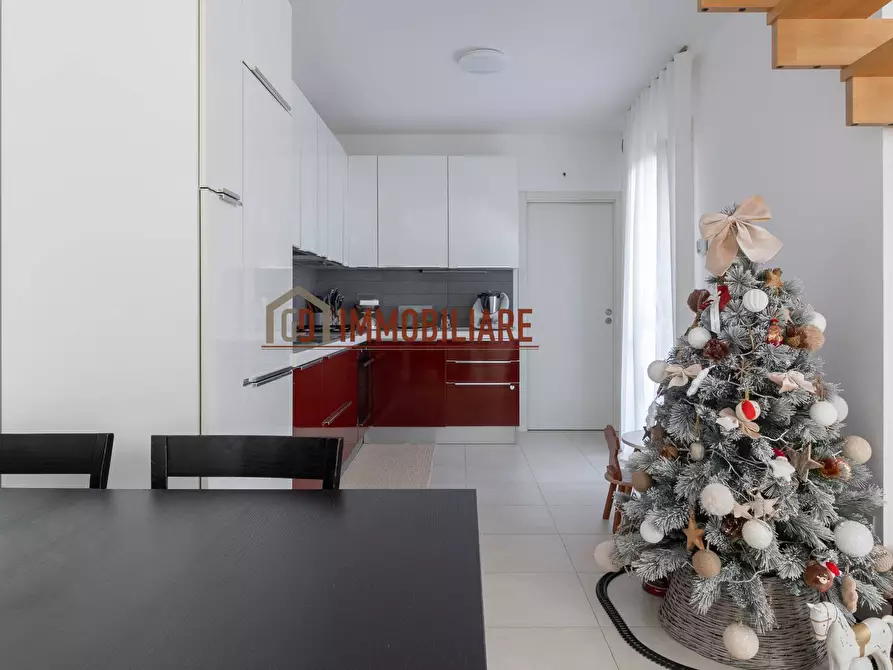 Immagine 5 di Appartamento in vendita  in Via Confine a Montebelluna