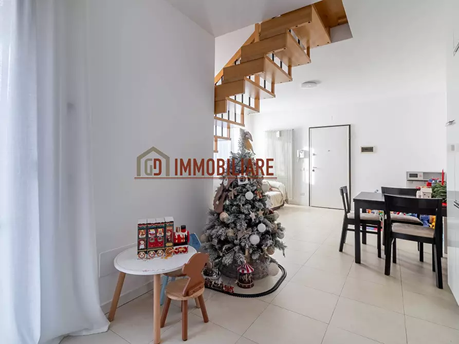 Immagine 2 di Appartamento in vendita  in Via Confine a Montebelluna