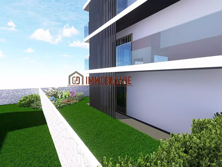 Immagine 2 di Terreno residenziale in vendita  in Via Magellano a Montebelluna