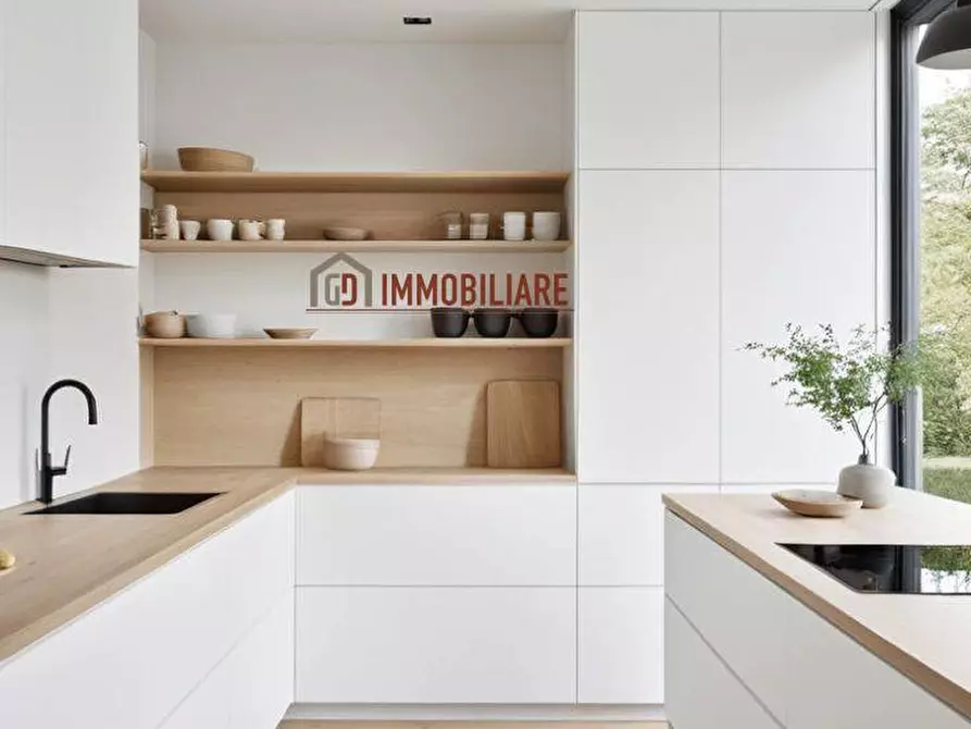 Immagine 7 di Terreno residenziale in vendita  in Via Magellano a Montebelluna