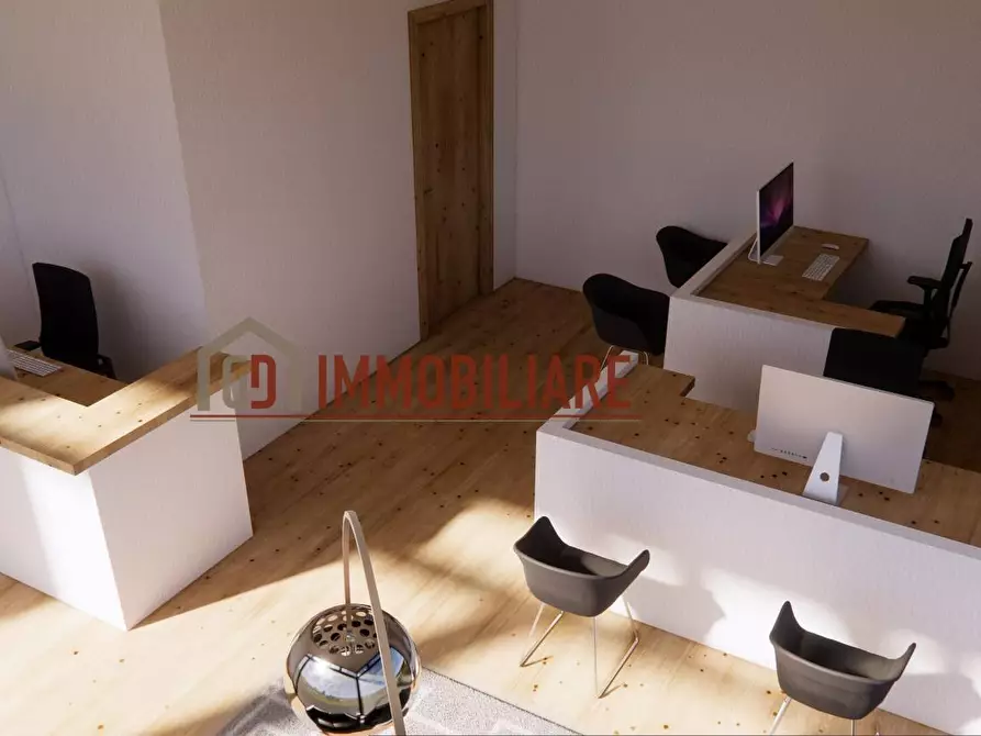 Immagine 7 di Attività commerciale in vendita  in Via manin 17 a Montebelluna