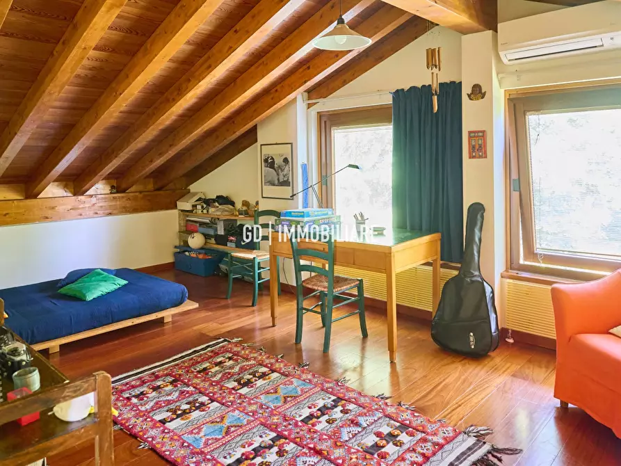 Immagine 37 di Villa in vendita  in VIA 18 GIUGNO 48 a Montebelluna