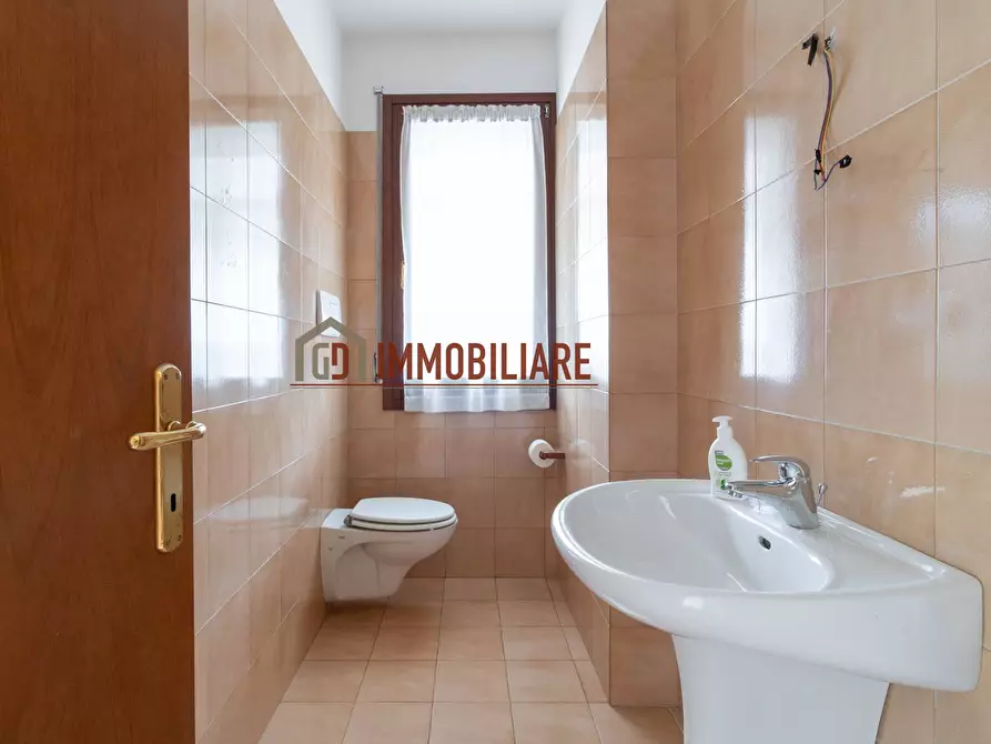 Immagine 12 di Casa semindipendente in vendita  in Via Salvo D'Acquisto 5 a Montebelluna