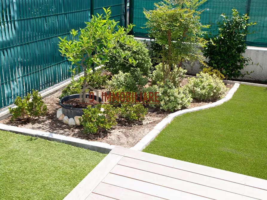 Immagine 3 di Casa semindipendente in vendita  in Via San Gaetano a Montebelluna