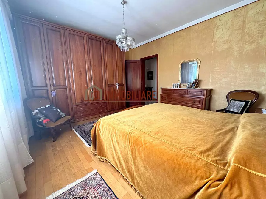 Immagine 10 di Villa in vendita  in Via Ospedale a Montebelluna