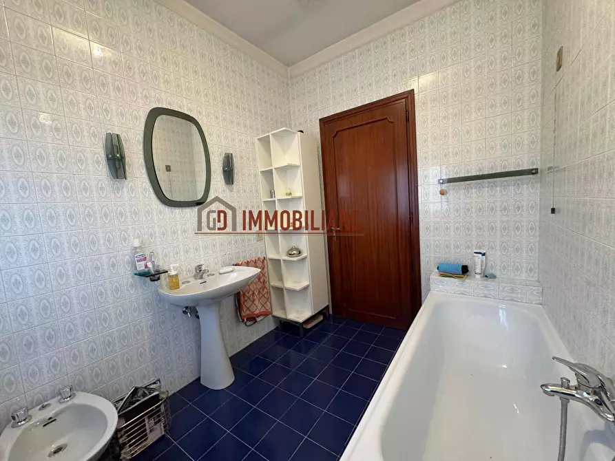 Immagine 15 di Villa in vendita  in Via Ospedale a Montebelluna