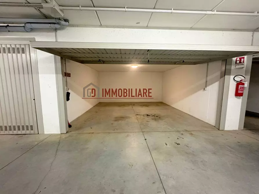 Immagine 6 di Box auto in affitto  in Via Serena 15 a Montebelluna