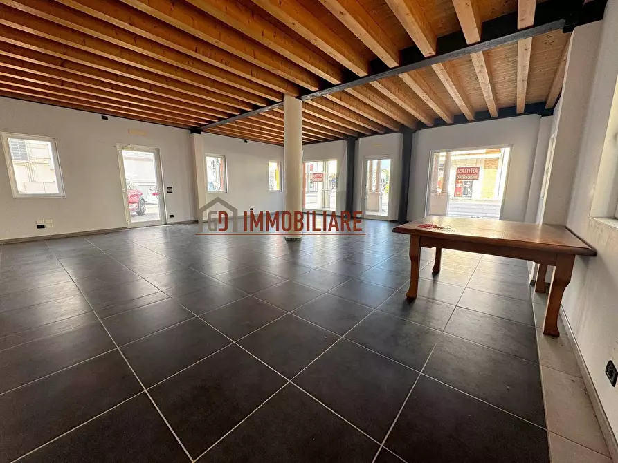 Immagine 4 di Attività commerciale in affitto  in via terraglio 260 a Preganziol
