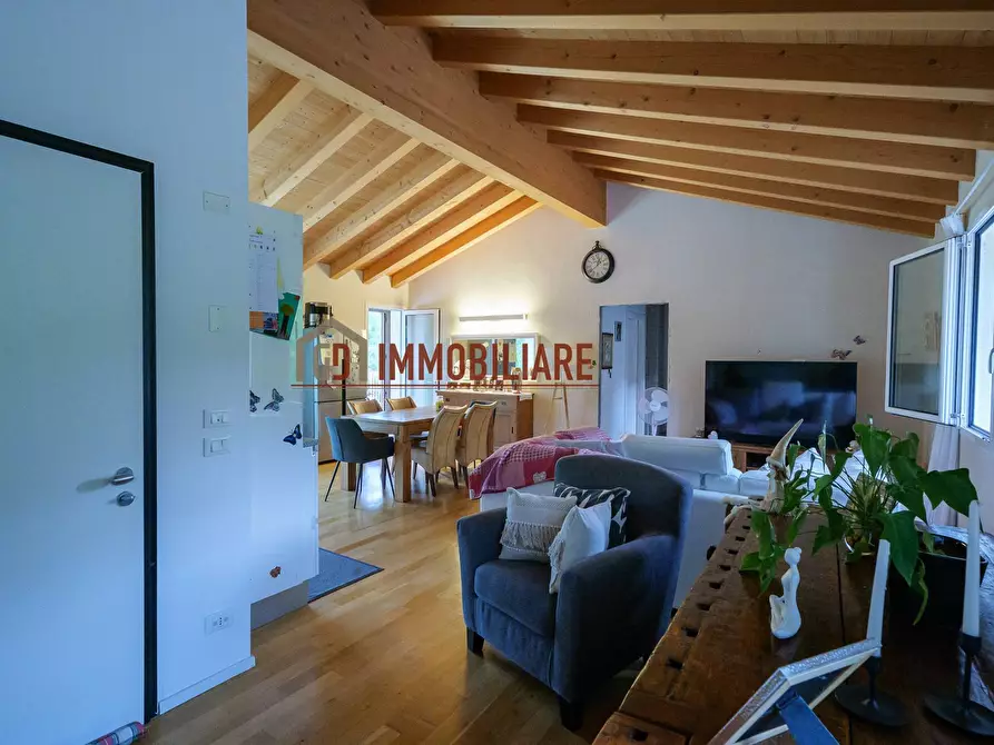 Immagine 5 di Appartamento in vendita  in Via Carreggiate 40 a Asolo