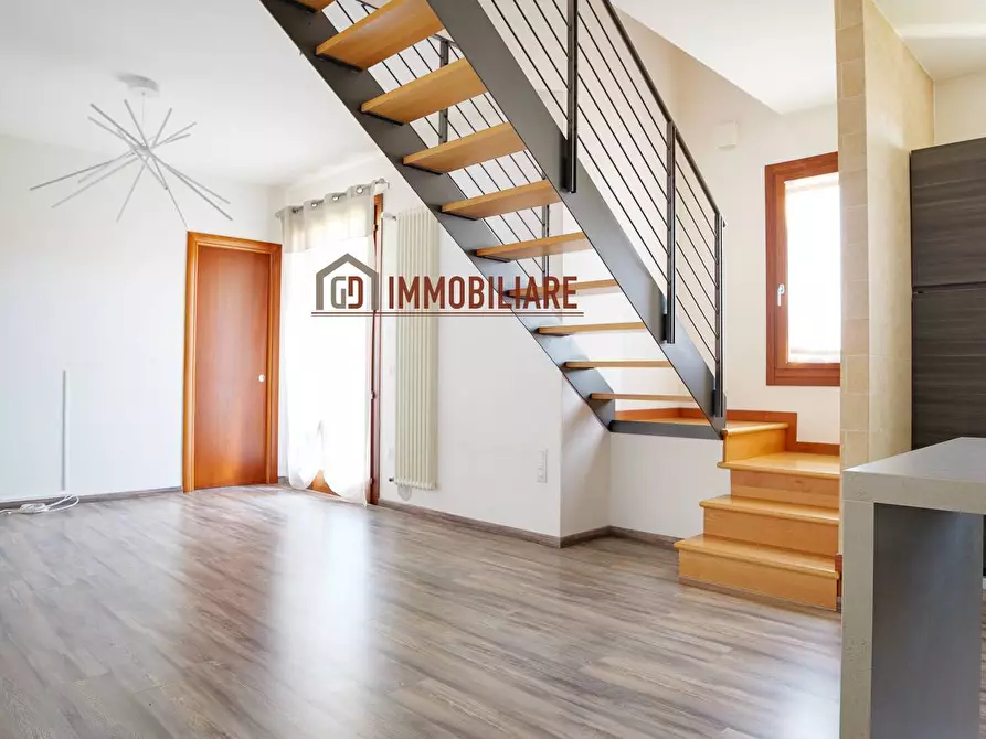 Immagine 6 di Appartamento in vendita  in Via dei Cedri 15 a Montebelluna