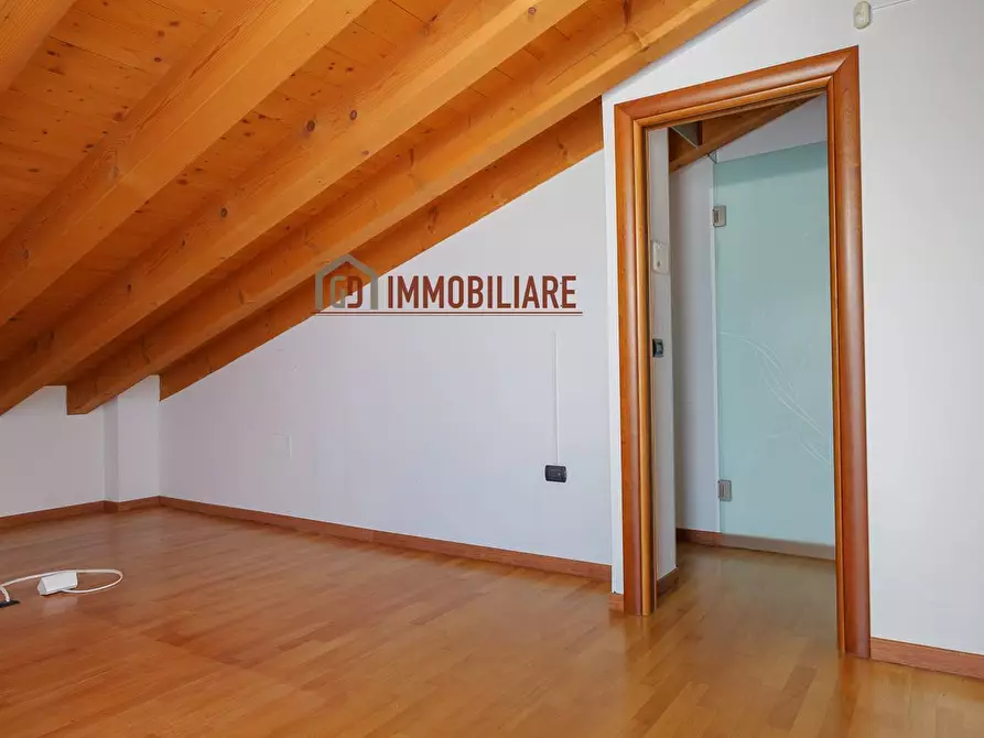 Immagine 23 di Appartamento in vendita  in Via dei Cedri 15 a Montebelluna