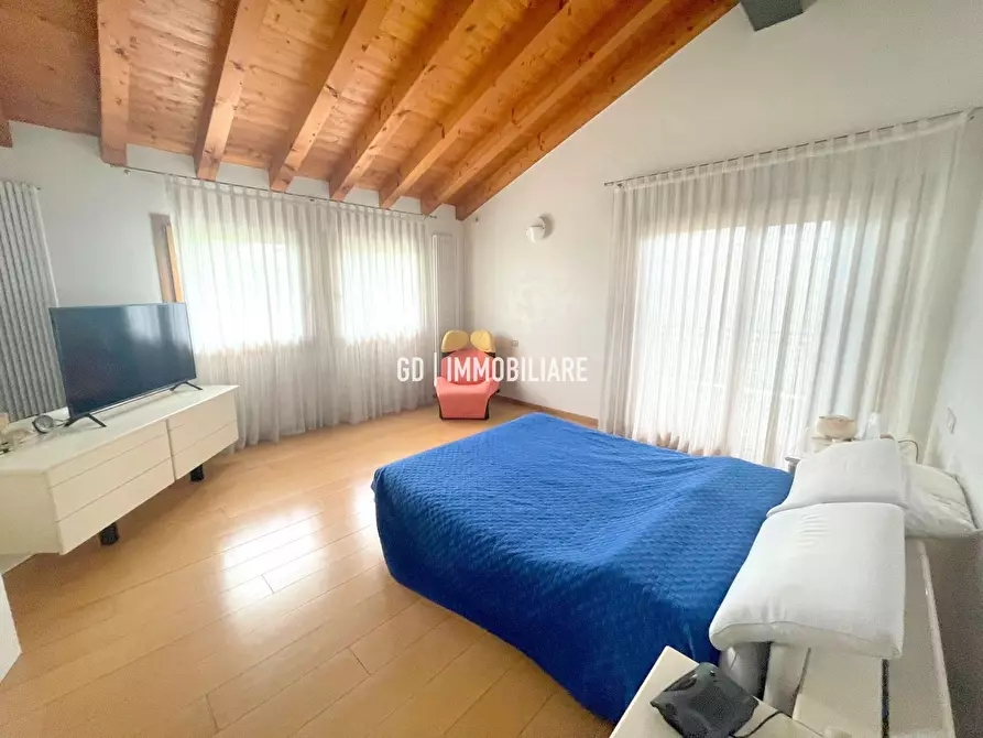 Immagine 19 di Villa in vendita  in Via Guido Bergamo 20 a Montebelluna