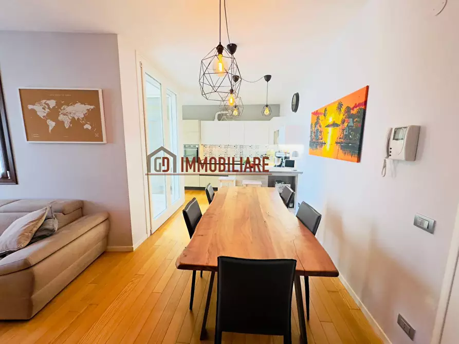 Immagine 11 di Appartamento in vendita  in Via Roma 12 a Montebelluna