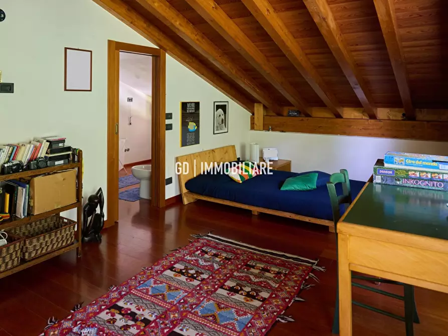 Immagine 38 di Villa in vendita  in VIA 18 GIUGNO 48 a Montebelluna