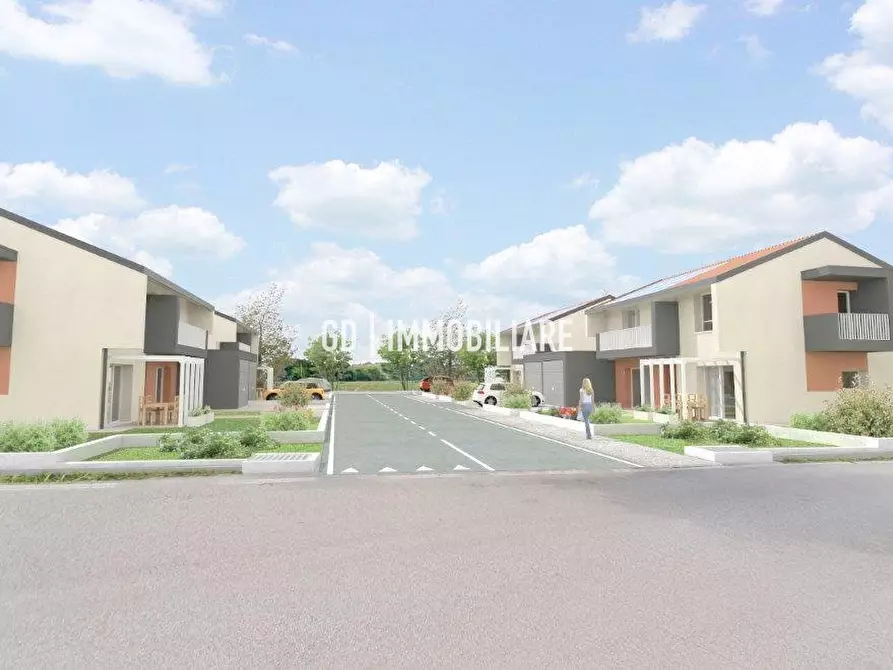 Immagine 2 di Casa semindipendente in vendita  in Via Trevignano 52 a Montebelluna