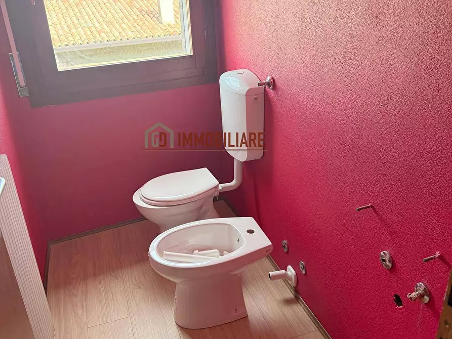 Immagine 7 di Appartamento in vendita  in Via raschietti a Montebelluna