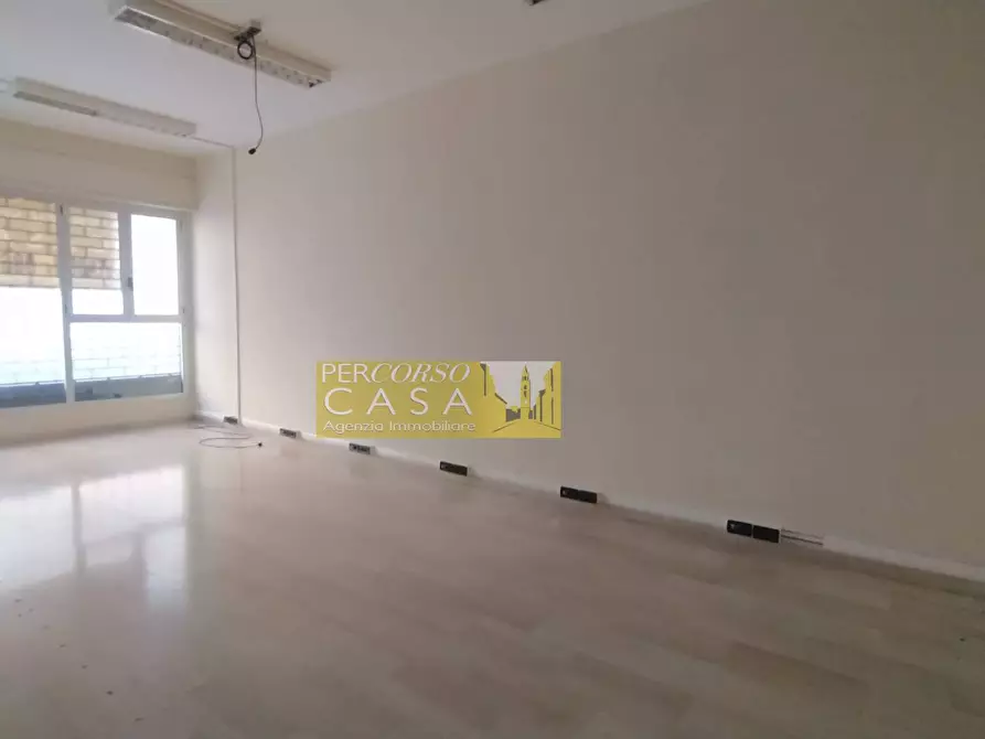 Immagine 10 di Locale commerciale in vendita  in Via Malaspina 21 a Teramo