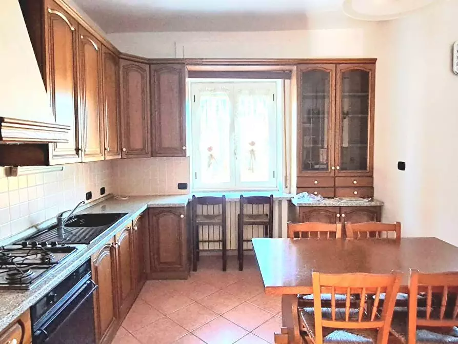 Immagine 7 di Appartamento in vendita  in Via Degli Abeti a Montorio Al Vomano