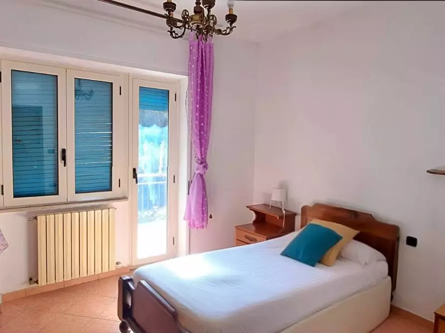 Immagine 13 di Appartamento in vendita  in Via Degli Abeti a Montorio Al Vomano