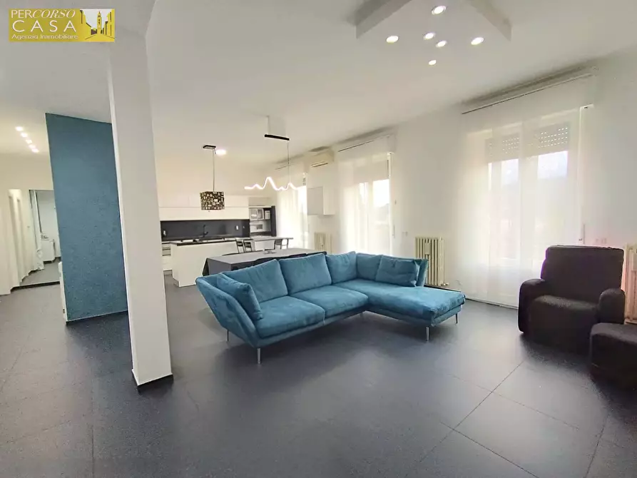 Immagine 2 di Appartamento in vendita  in Viale Cavour 300 Mt. da Piazza Garibaldi a Teramo