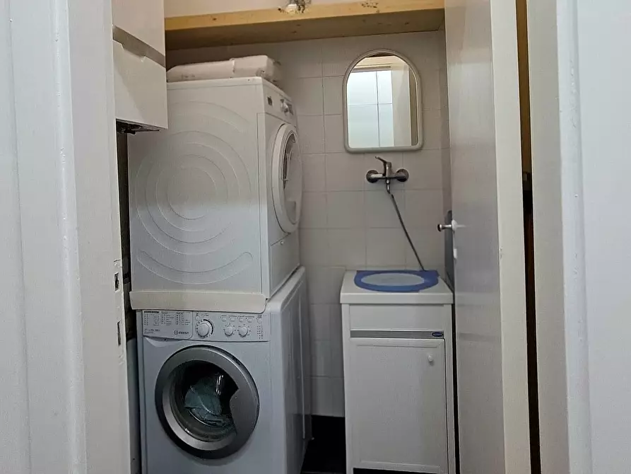 Immagine 14 di Appartamento in vendita  in Viale Cavour 300 Mt. da Piazza Garibaldi a Teramo