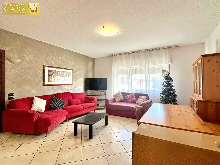 Immagine 3 di Appartamento in vendita  in Via Turati a Sant'omero