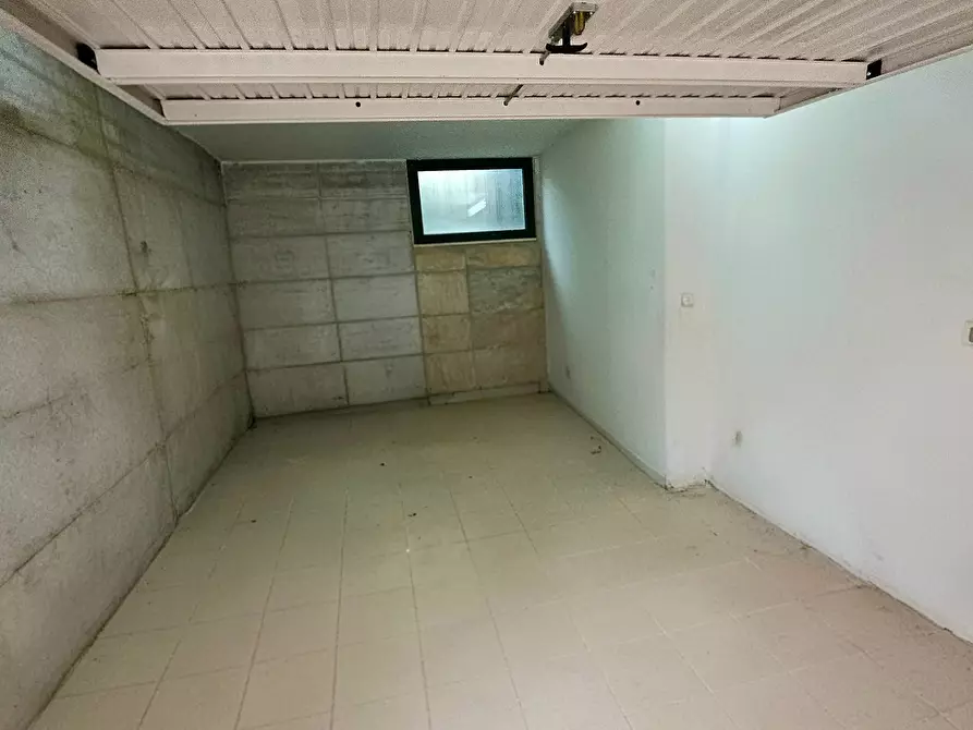 Immagine 19 di Appartamento in vendita  in Parco degli Ulivi a Teramo