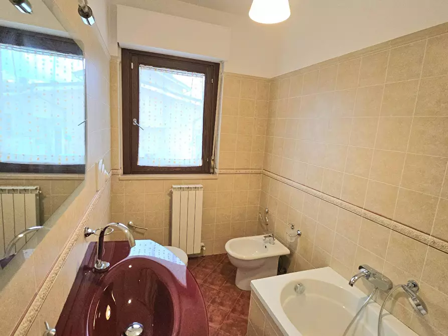 Immagine 11 di Appartamento in vendita  in Parco degli Ulivi a Teramo