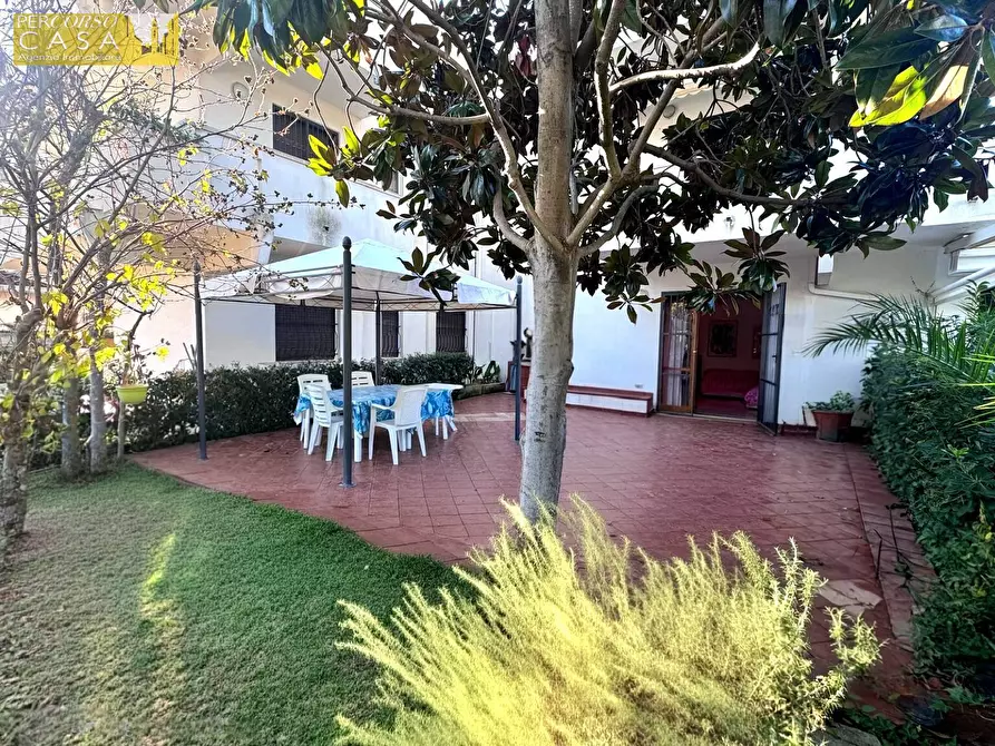 Immagine 1 di Appartamento in vendita  in Zona Centro - Via Aldo Moro a Tortoreto