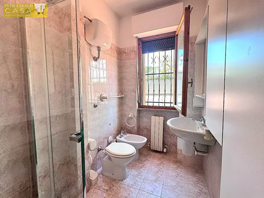 Immagine 11 di Appartamento in vendita  in Zona Centro - Via Aldo Moro a Tortoreto